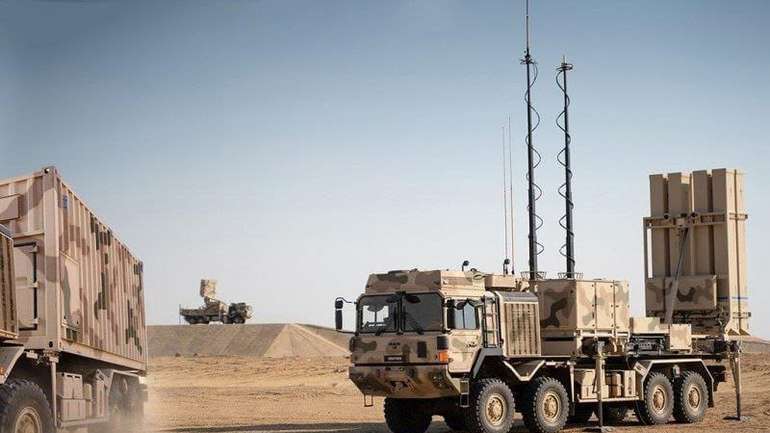 Канцлер Німеччини Шольц пообіцяв надати Україні системи протиповітряної оборони IRIS-T