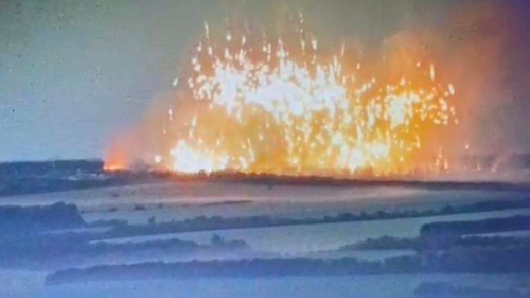 «Вогняним дощем» окупанти випалюють села і міста Донбасу