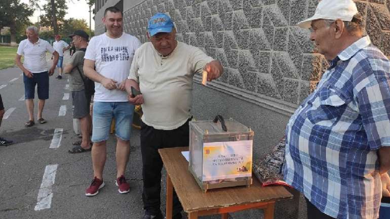 Мешканці Кобеляків зібрали кошти на тепловізор для ЗСУ