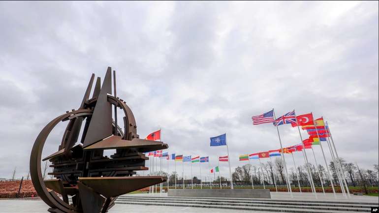 США закликали НАТО втрутитись у війну в Україні