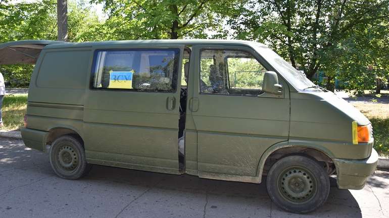 Жителі Пирятина придбали авто для ЗСУ