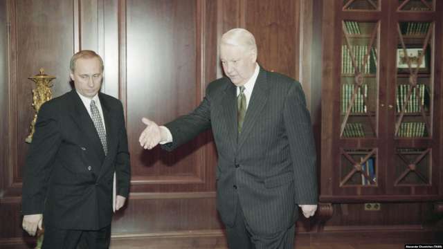 Президент России Борис Ельцин и директор ФСБ РФ Владимир Путин, 1998 год