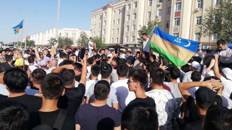 Москва підпалює Узбекистан під чужим прапором?