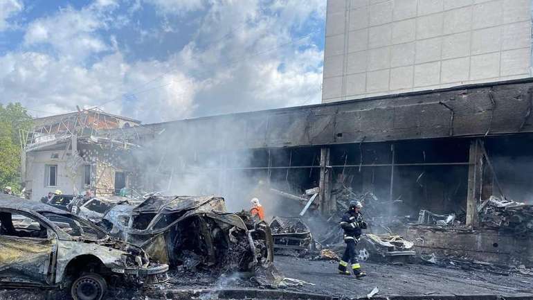 Виродки роду людського завдали ракетного удару по Вінниці