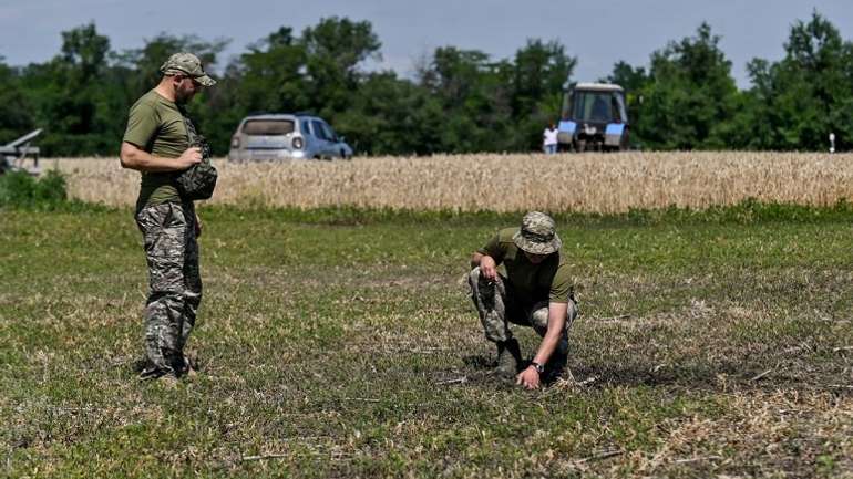 Тероборона Запоріжжя допомагає аграріям збирати врожай