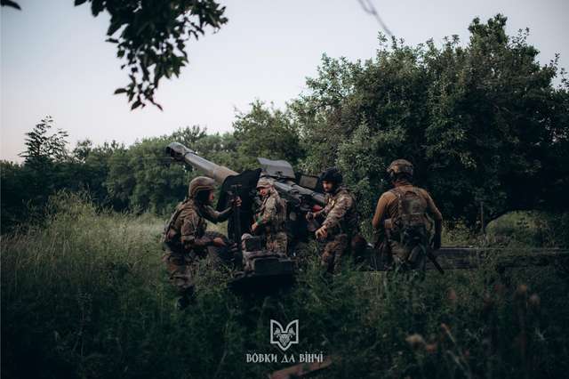 Боги війни: підрозділ вовків «Да Вінчі» показав силу артилерії_3