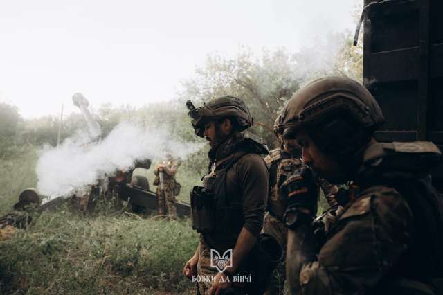 Боги війни: підрозділ вовків «Да Вінчі» показав силу артилерії_5