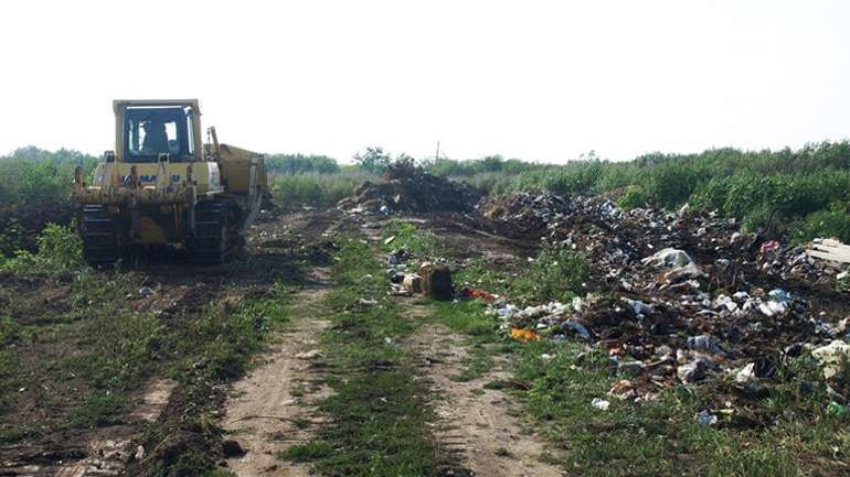 Попри війну, стихійних звалищ на Полтавщині не поменшало