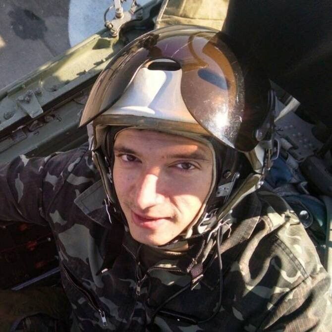 На війні проти російських загарбників загинув пілот Антон Листопад_3