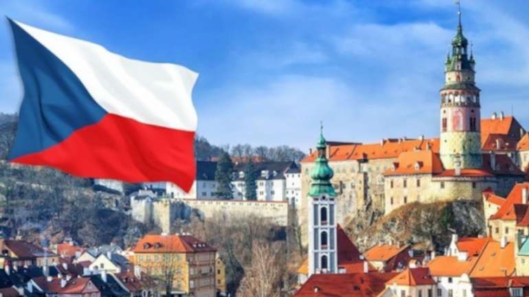 Парламент Чехії підтримали ідею припинення видачі віз громадянам росії