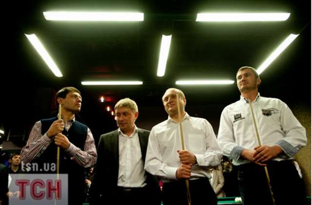Олександр Зац та Віктор Янукович взяли участь у благодійному турнірі з більярду