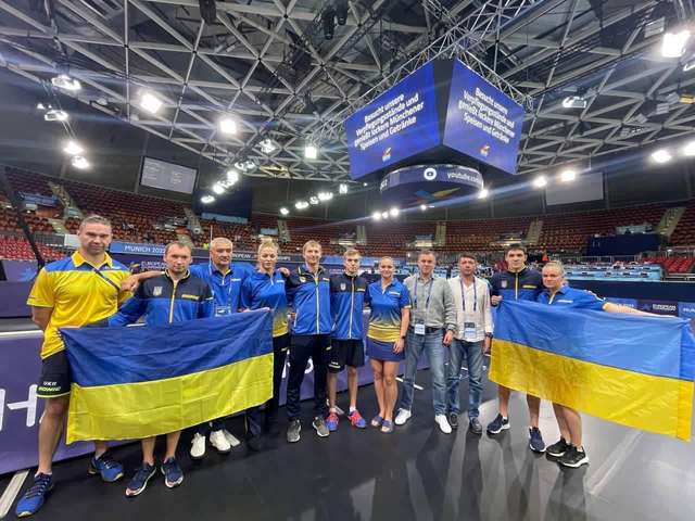 Януковичі захоплюють український спорт_37