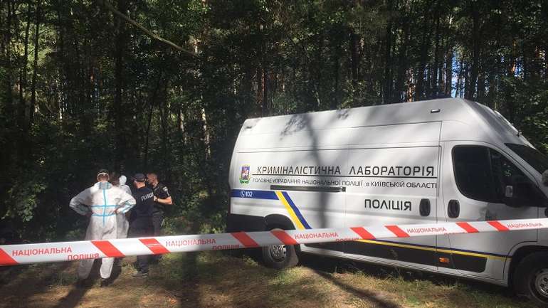 У лісах Київщини продовжують знаходити трупи закатованих українців
