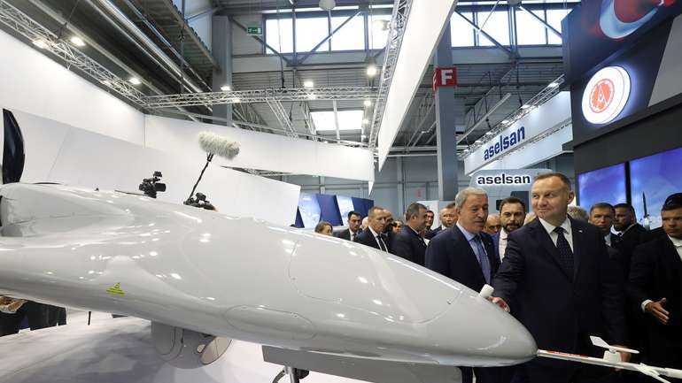 Польща зацікавилася турецькими БПЛА Bayraktar