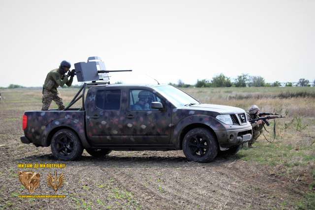 Українські морпіхи показали, як вчаться здійснювати наступ_3