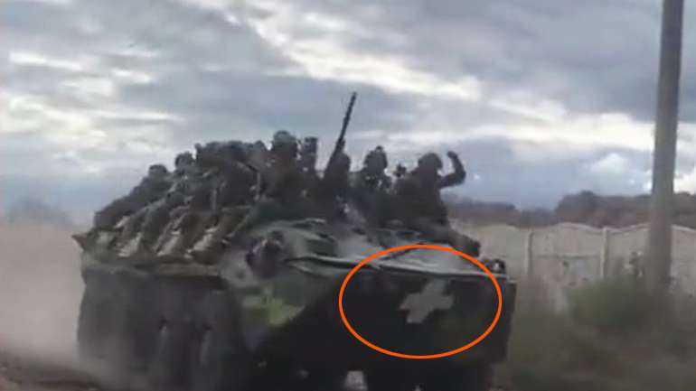 Козацькі хрести осяюють шлях перемоги новітній бронетехніці ЗСУ