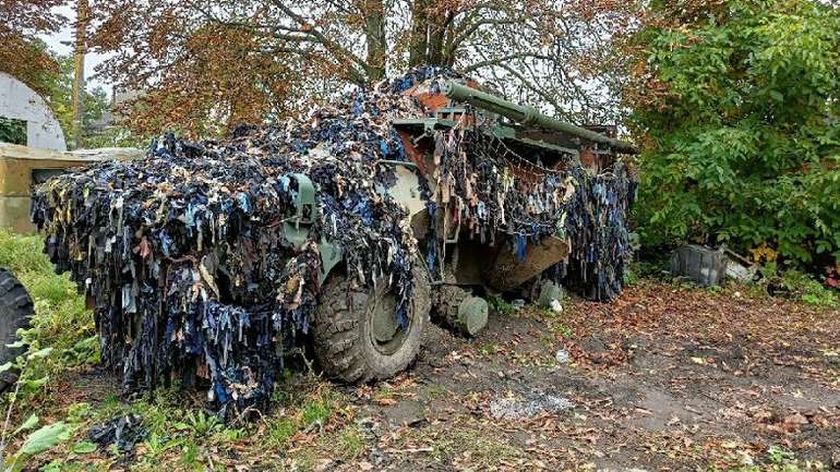 На Чернігівщини виявили схрон із російською бронетехнікою