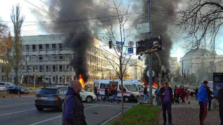 Наслідки ракетного удару по Києву