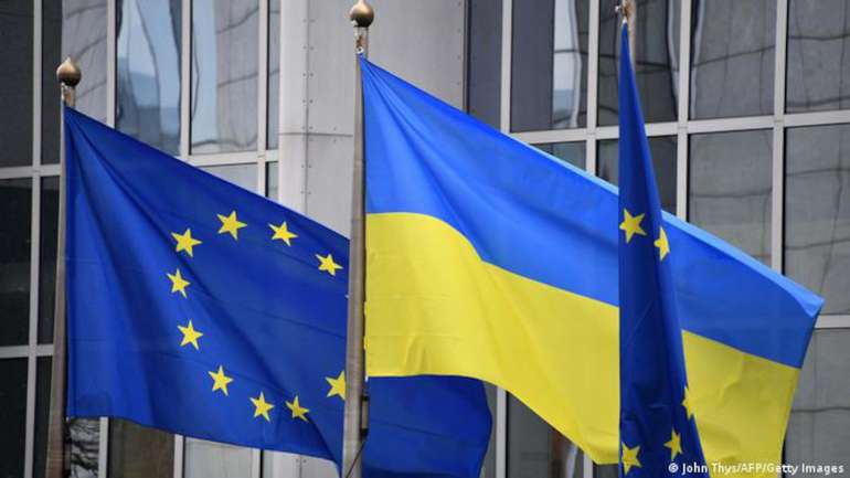 ЄС виділить Україні 500 мільйонів євро на зброю та техніку — Politico