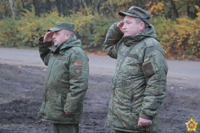 Білорусь зустрічає окупантів хлібом-сіллю_7