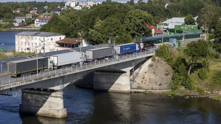 Таллінн і Риґа «заморозили» митне співробітництво з Москвою