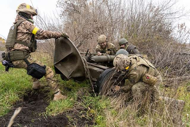 Мінометники НГУ вправно нищать окупантів на Слобожанщині_1