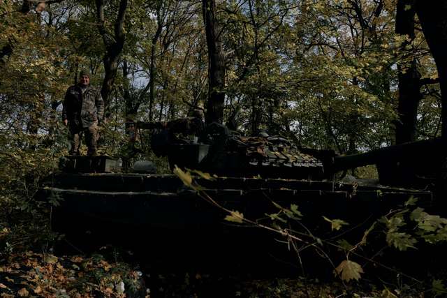 Українські танкісти прицільно влучають в окупантів на Донеччині_2