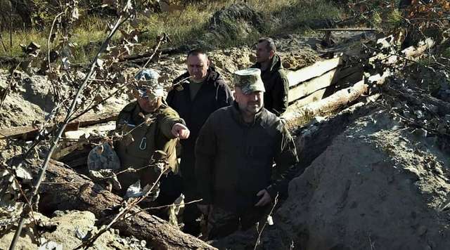 Сухопутні війська відзвітували про зміцнення оборони Києва_1