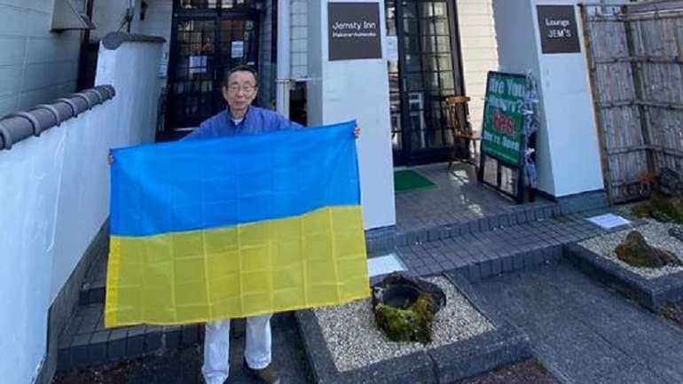 Власник готелю в японській префектурі Канаґава допомагає українським біженцям