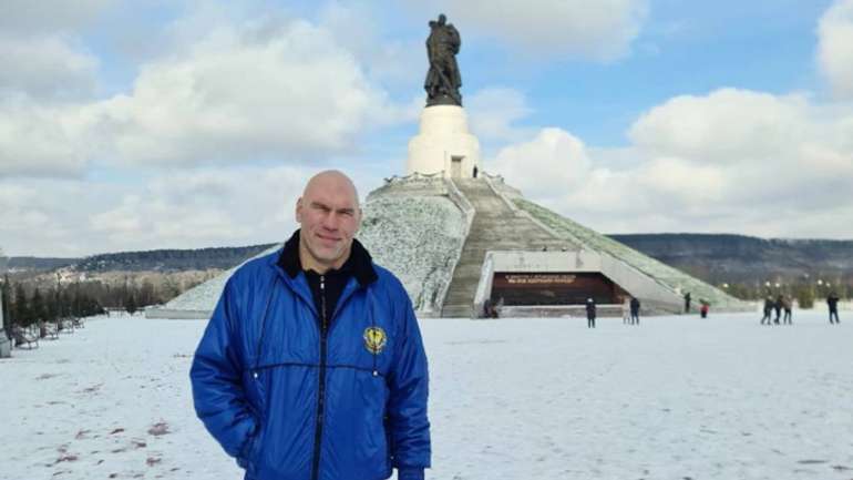 Депутат російської "Держдуми" Ніколай Валуєв ховається від чмобілізації