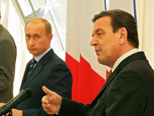 Колишній канцлер Німеччини Герхард Шредер має дуже тісні зв’язки з росією та путіним.