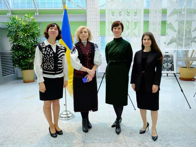 У Південній Кореї пройшла виставка української художниці_5