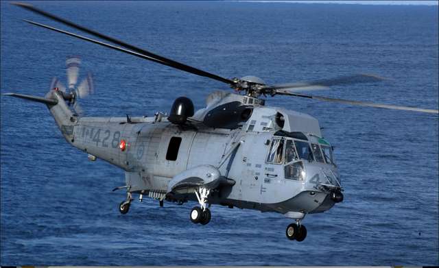 Пошуково-рятувальний Sea King, три такі вертольоти Велика Британія передає Україн