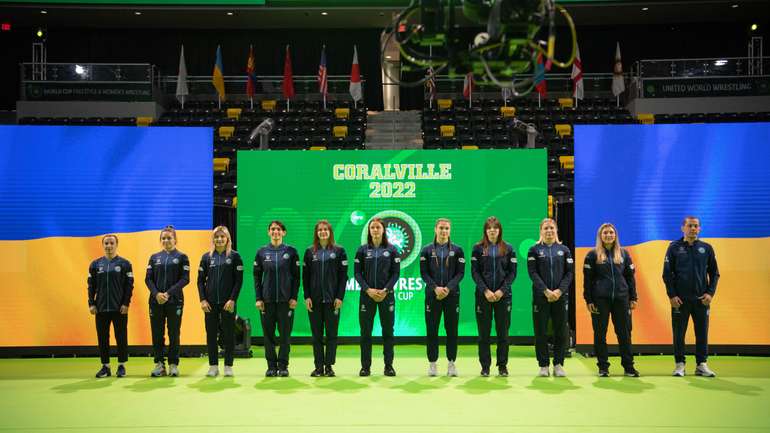 Збірна України вперше в історії виграла Кубок світу з жіночої боротьби