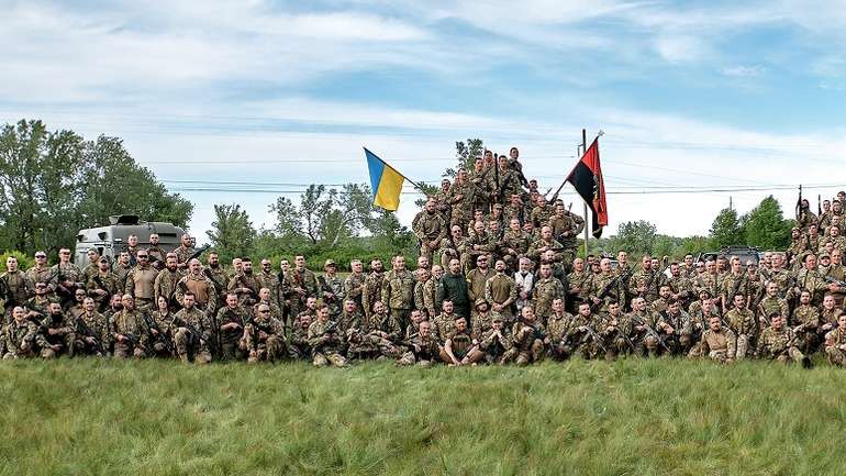 У складі ЗСУ сформовано нову бригаду виключно з правосекторівців