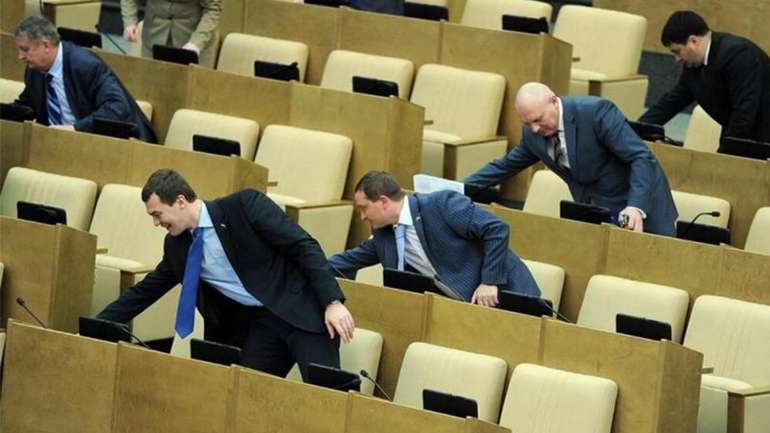 Звернення з'їзду депутатів росії. В чому небезпека?