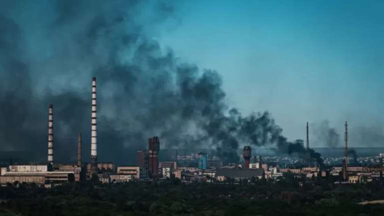 росіяни вивозять метал та обладнання з підприємства "Азот" у Сєверодонецьку