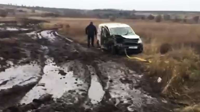 Росіяни знову обстріляли евакуаційну колону у Запорізькій області