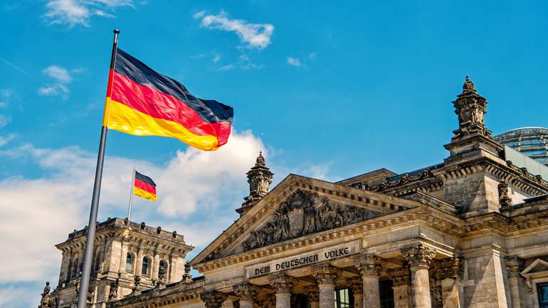 Німеччина згортає програми економічної допомоги Ірану