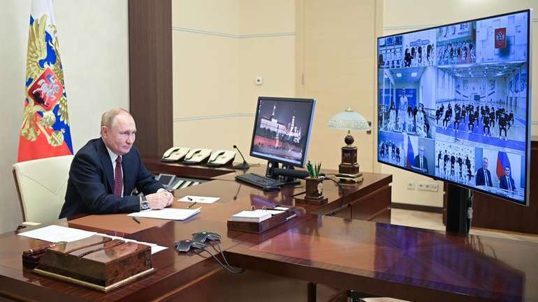 Параноя Путіна: ізольованість і підозрілість