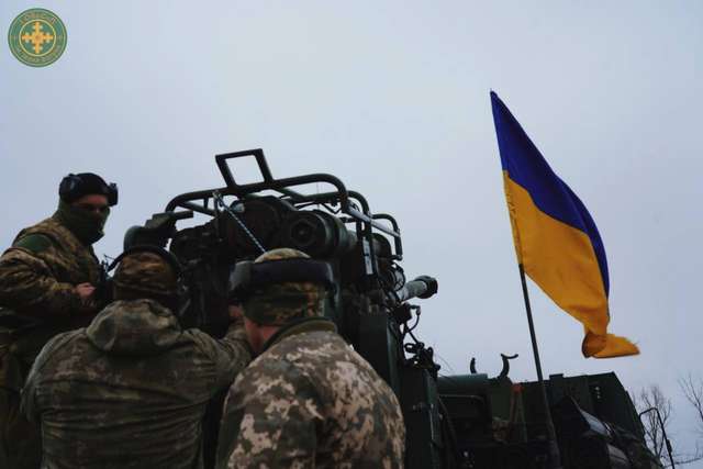 Українські спецпризначенці показали фронтову роботу САУ «Богдана»_7