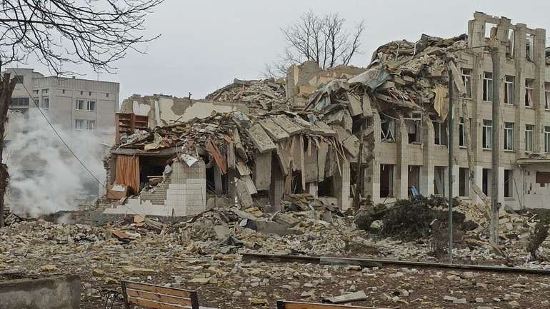 Знищена рашистами 25 школа в Житомирі