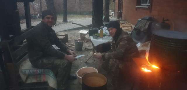 Січеславська десантура 25 бригади вітає українців із Новим роком_3