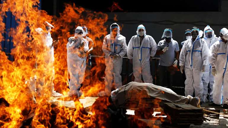 Китайські крематорії переповнені померлими від мутованого коронавірусу