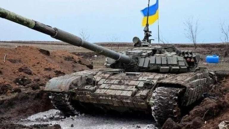 Ілюстративне фото: український Т-72 чекає окупантів
