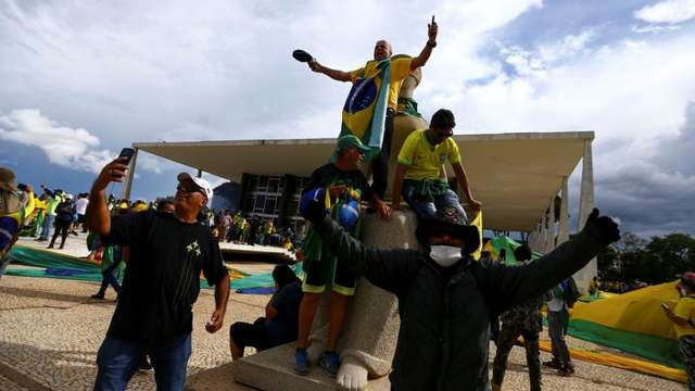 Спроба держперевороту Бразилії: протестувальникам загрожує до 30 років за ґратами_6
