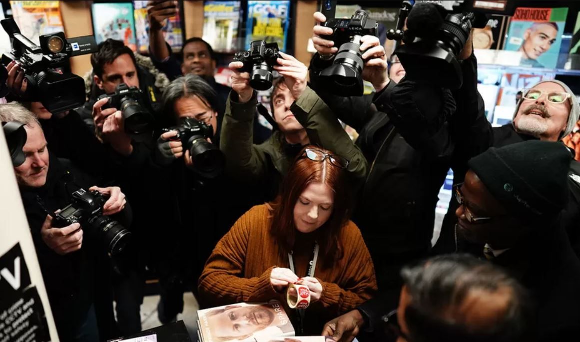 Скандальна книга принца Гаррі про 