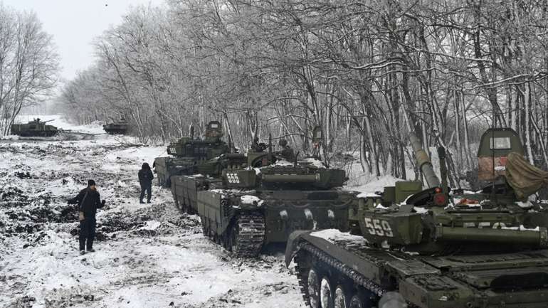 Ілюстративне фото: російські танки (поки що цілі)