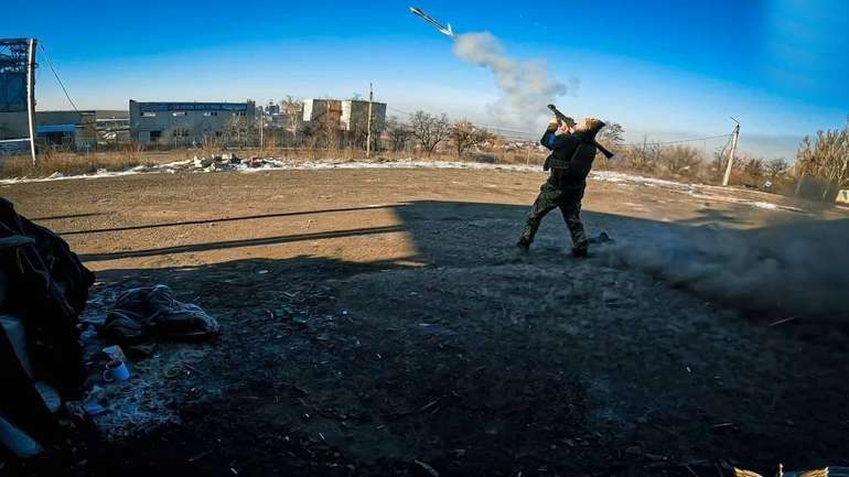 Боєць ЗСУ «Мадяр»: росіяни не змогли захопити Соледар