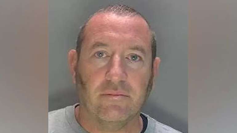 Лондонський поліцейський зізнався, що був серійним ґвалтівником